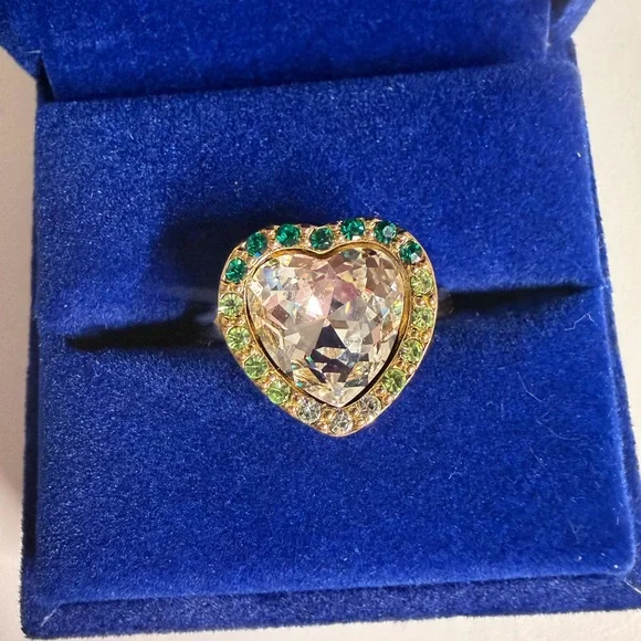 Kurt Geiger Gold Ring with Green Heart Design - Picture 3 of 7